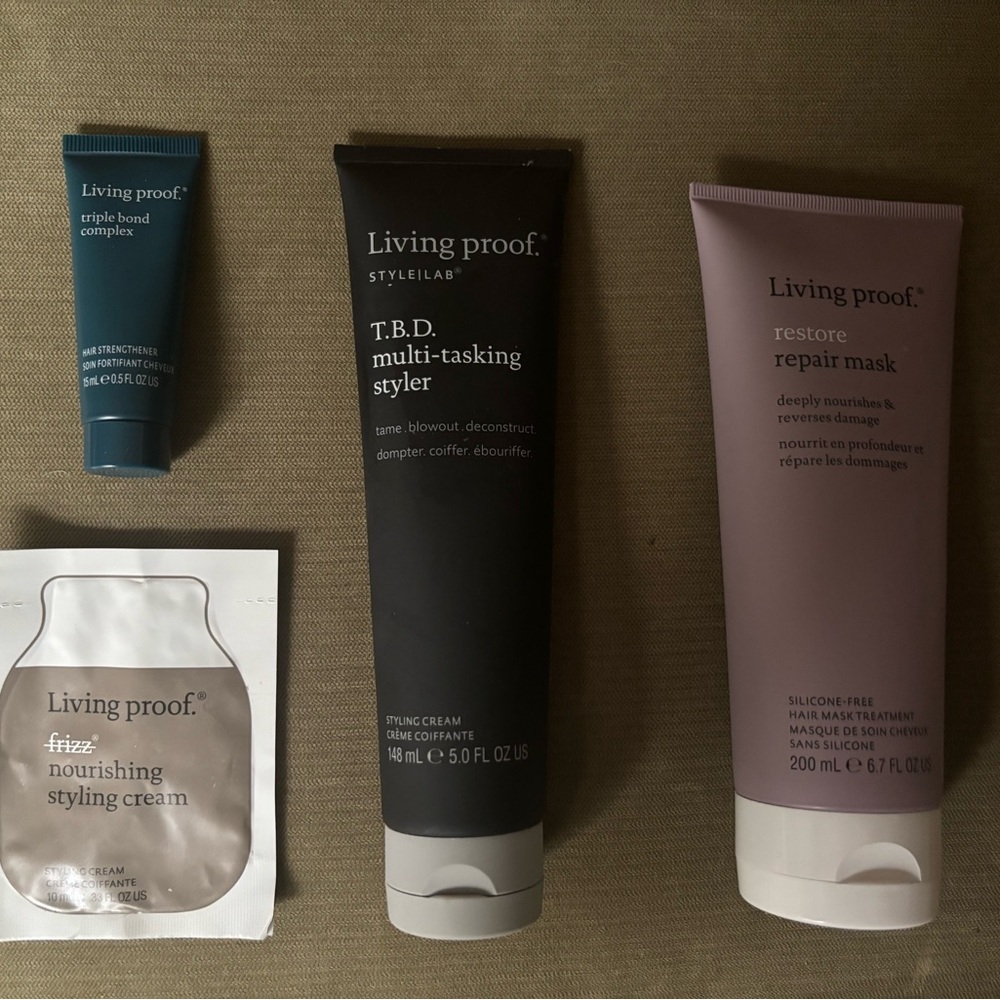 Living Proof Styling and Repair Treatment Set